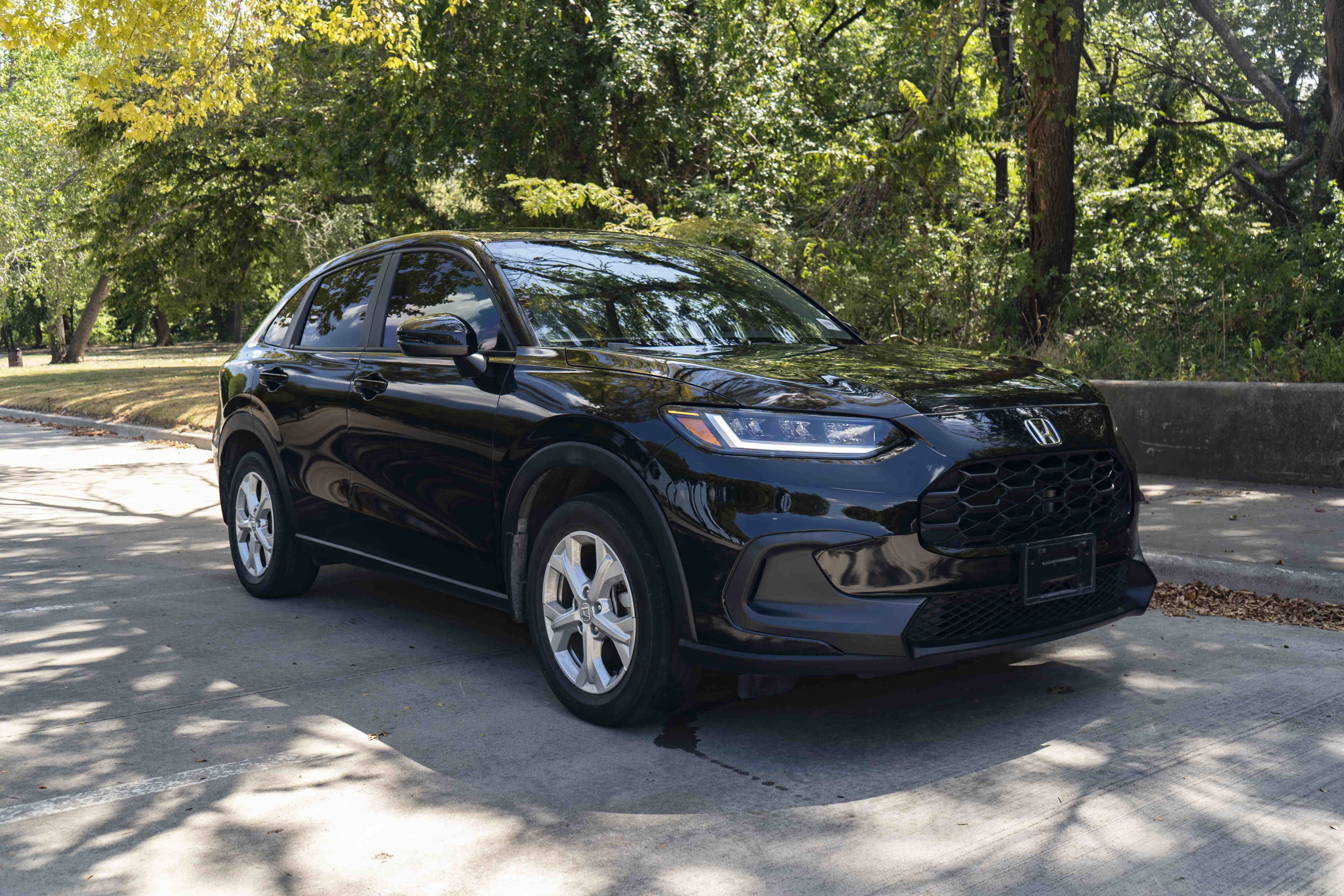 Certified 2024 Honda HR-V LX image 2
