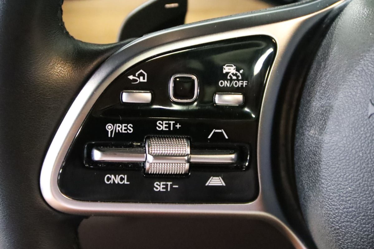 Used 2023 Mercedes-Benz GLS 450 4MATIC image 18