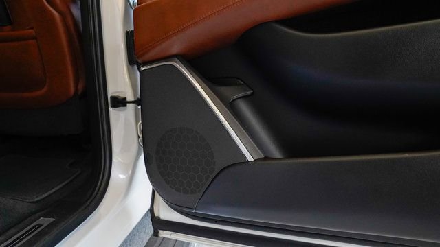 Used 2019 Cadillac Escalade ESV Premium Luxury image 88