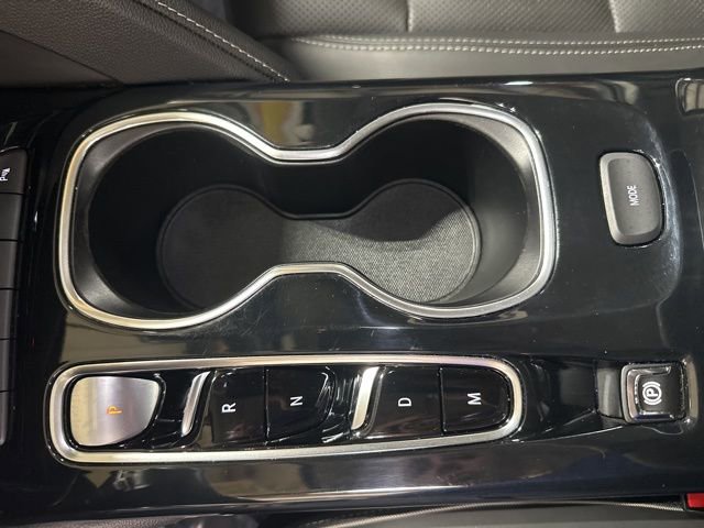 Used 2022 Buick Envision Essence w/ Safety Package image 29