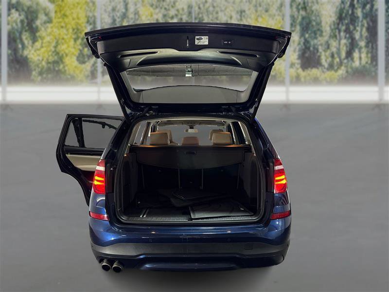 Used 2017 BMW X3 xDrive28i AWD/4WD image 12