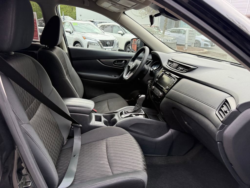 Used 2020 Nissan Rogue S AWD/4WD image 26