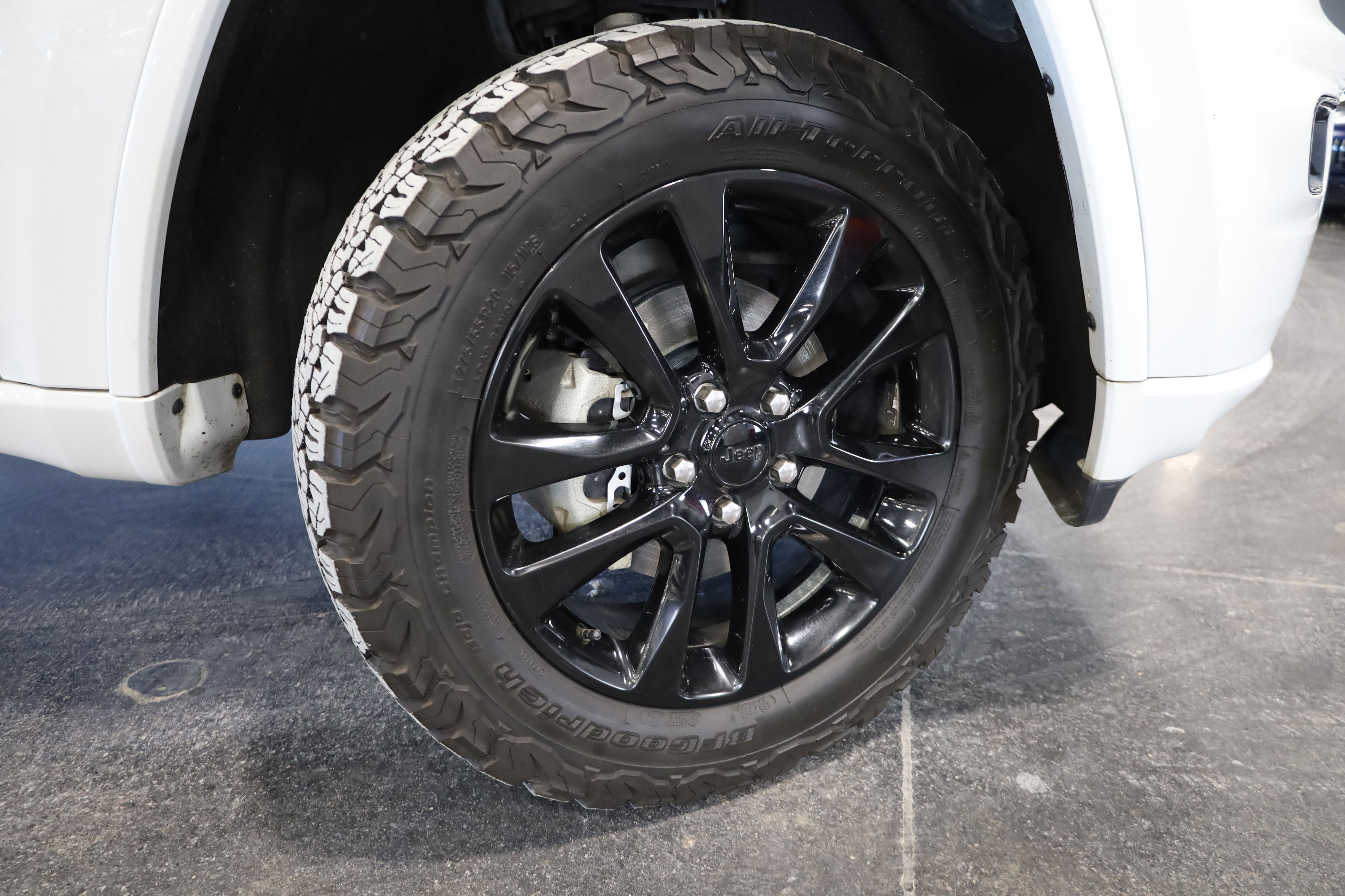 Used 2018 Jeep Grand Cherokee Altitude image 10