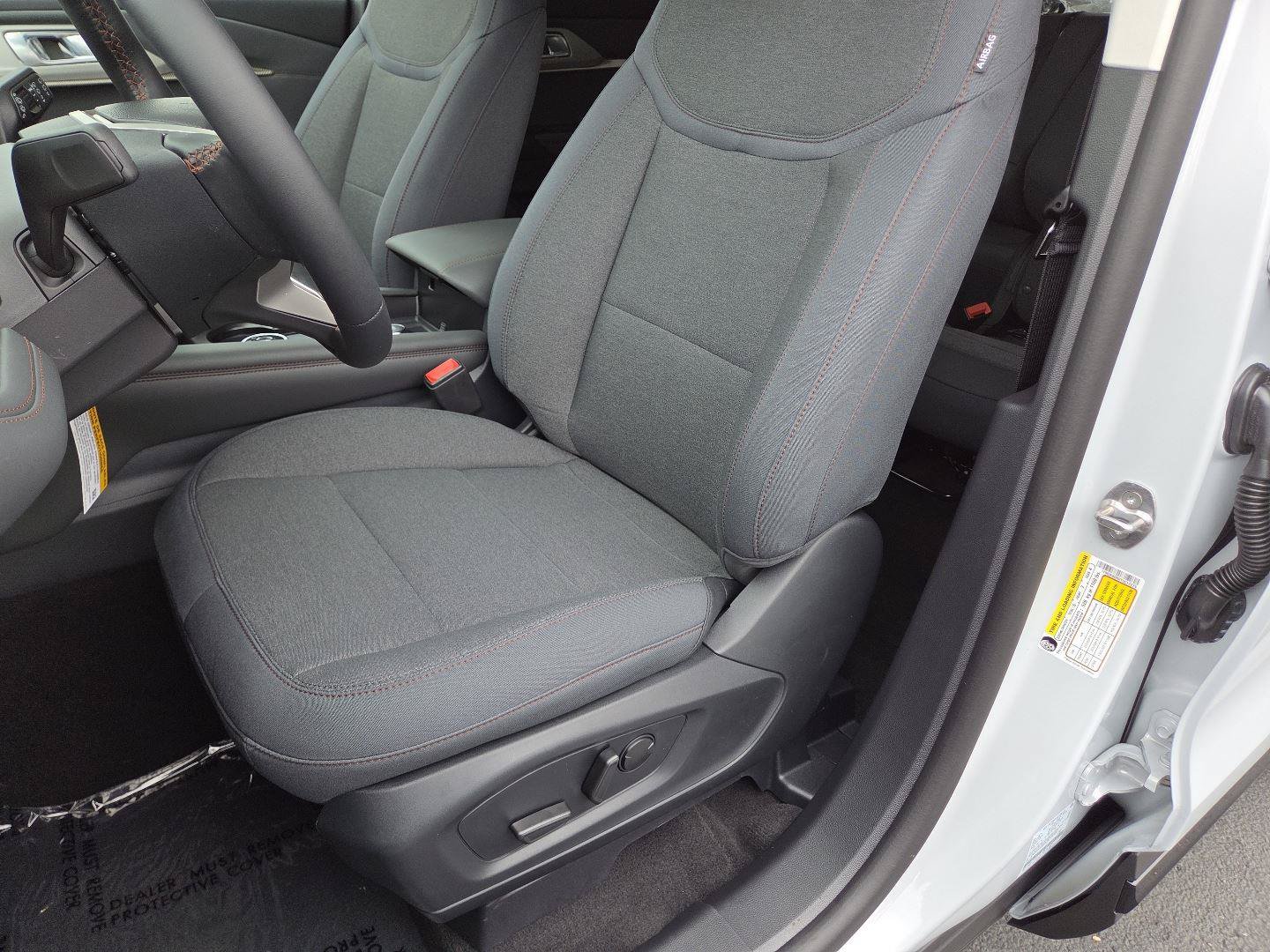 New 2026 Ford Explorer Active AWD/4WD image 25