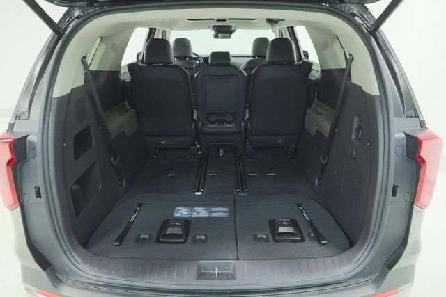 Used 2025 Kia Carnival SX image 40