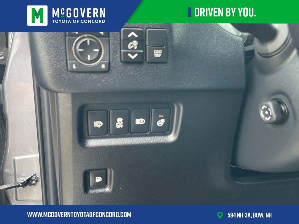 Used 2023 Lexus GX 460 Premium w/ Premium Package AWD/4WD image 14