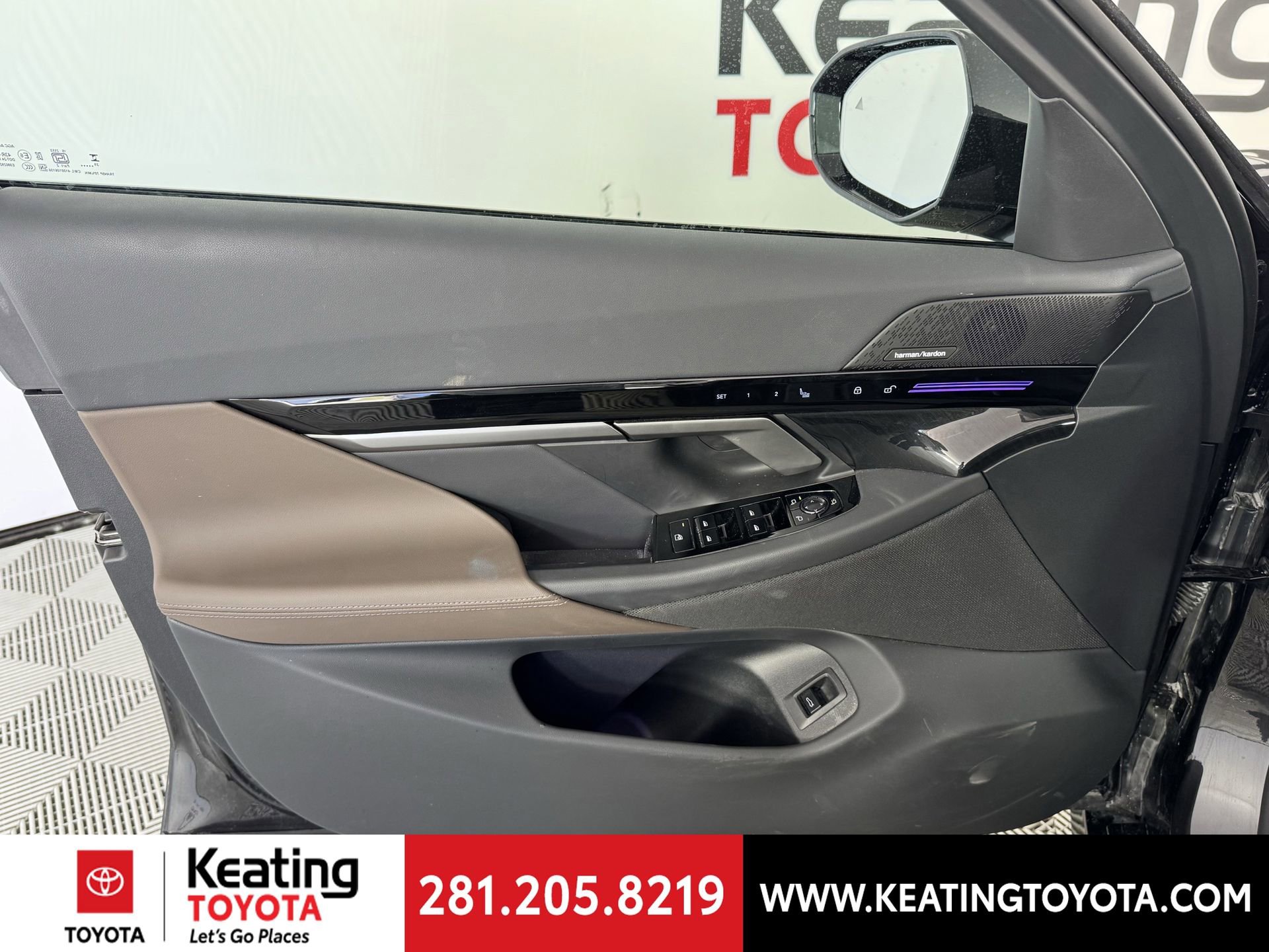 Used 2026 BMW 530i xDrive image 11