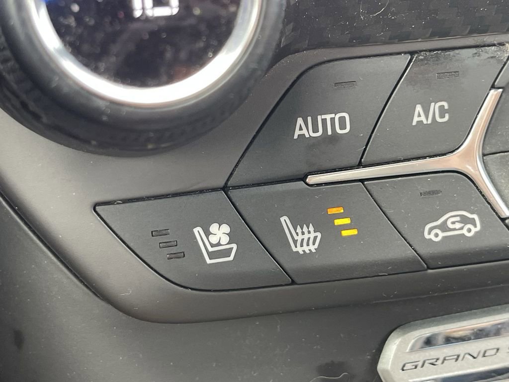 Used 2019 Chevrolet Corvette Grand Sport w/ Z07 Performance Package image 19