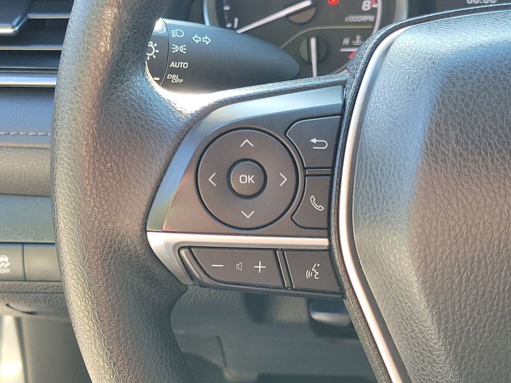 Used 2023 Toyota Camry LE image 25