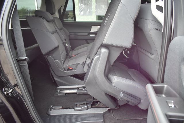 Used 2025 Ford Expedition Max Active AWD/4WD image 49