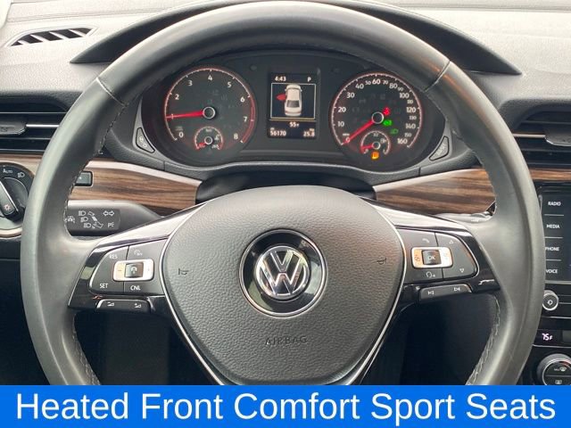 Used 2022 Volkswagen Passat 2.0T image 8