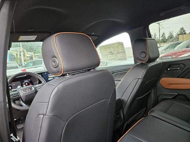 New 2026 GMC Canyon AT4 AWD/4WD image 3