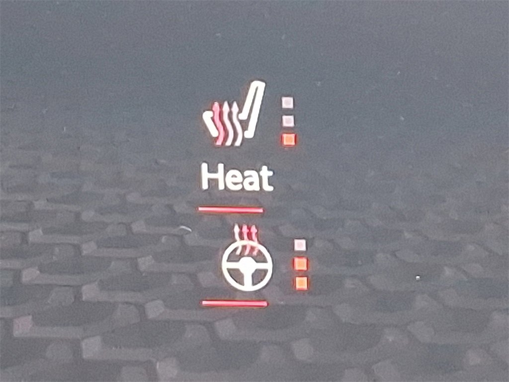 Used 2025 Dodge Charger R/T w/ Quick Order Package 25M R/T image 25