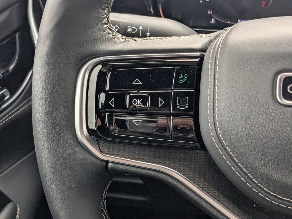 New 2026 Jeep Grand Wagoneer Summit AWD/4WD image 27