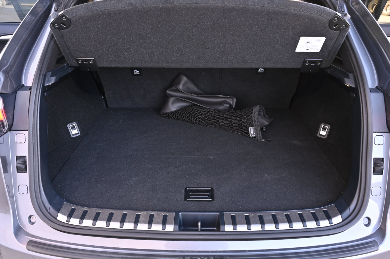 Used 2021 Lexus NX 300 F Sport w/ Accessory Package 2 AWD/4WD image 23