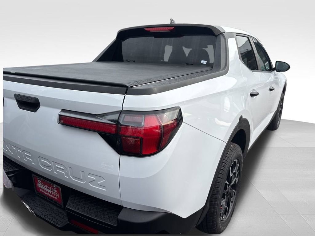 Used 2022 Hyundai Santa Cruz SE w/ Cargo Package image 14