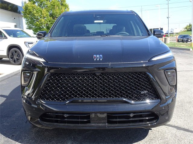 New 2026 Buick Enclave Sport Touring w/ Super Cruise Package image 9