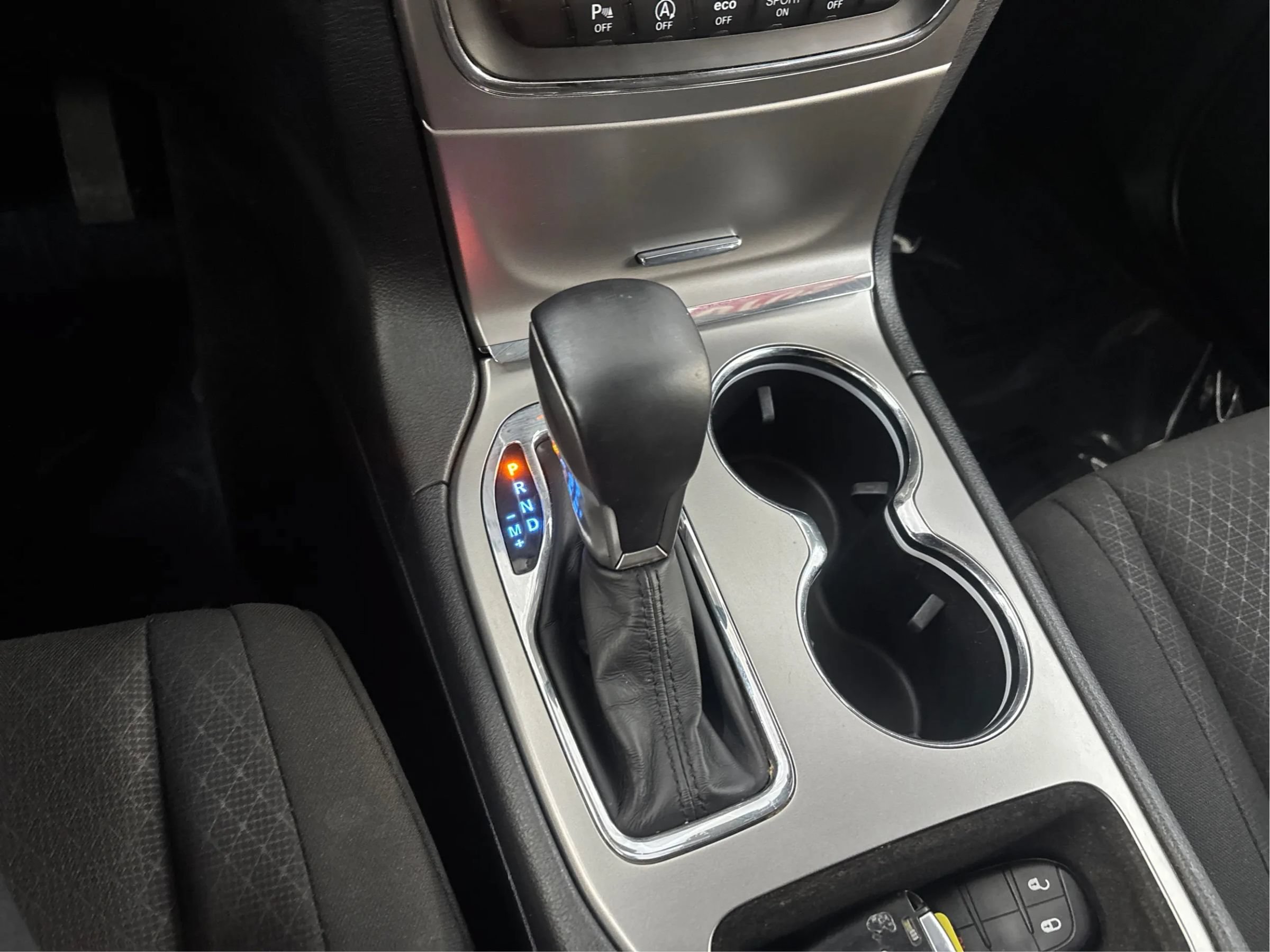 Used 2018 Jeep Grand Cherokee Laredo AWD/4WD image 43
