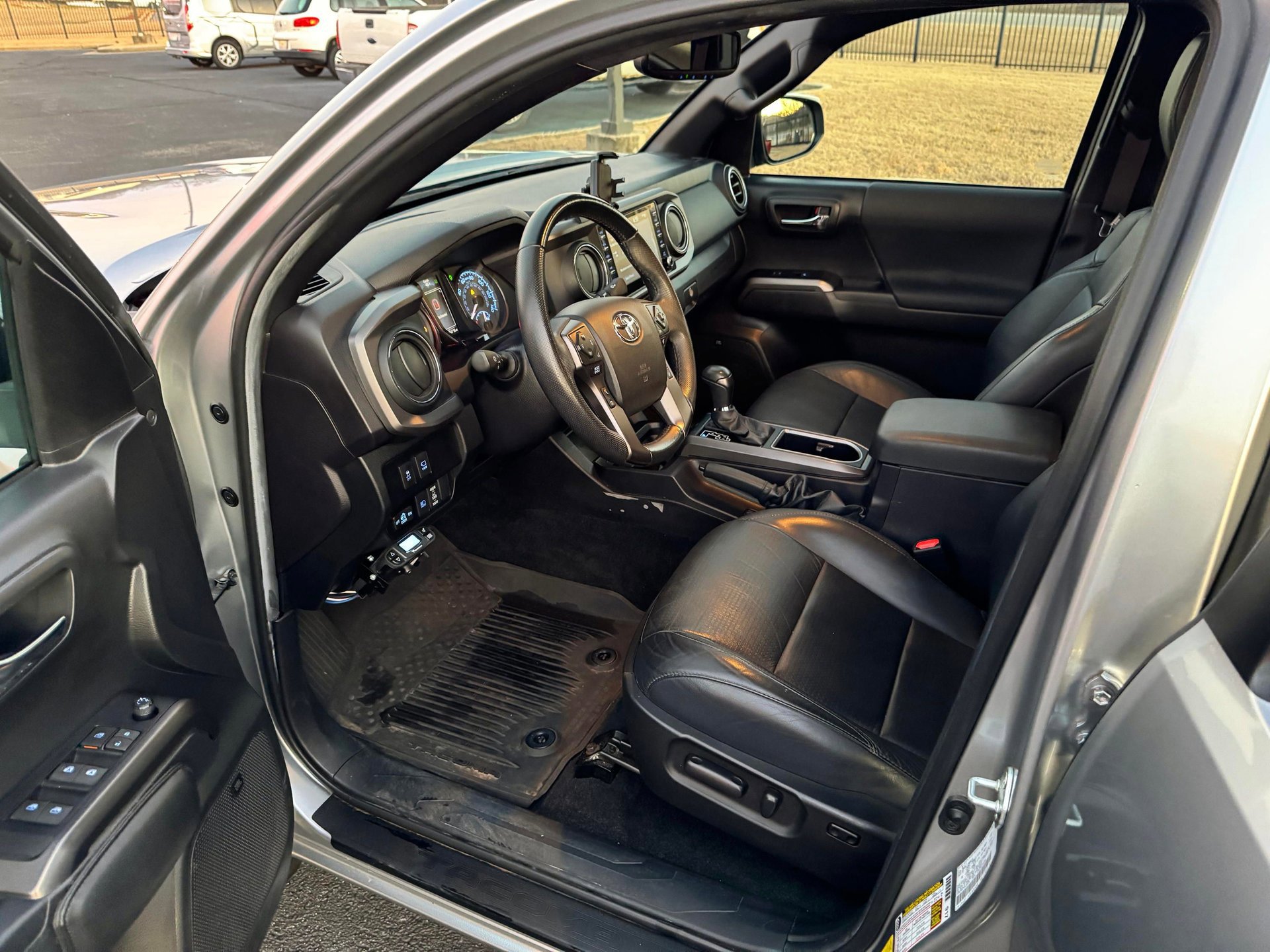 Used 2022 Toyota Tacoma image 24