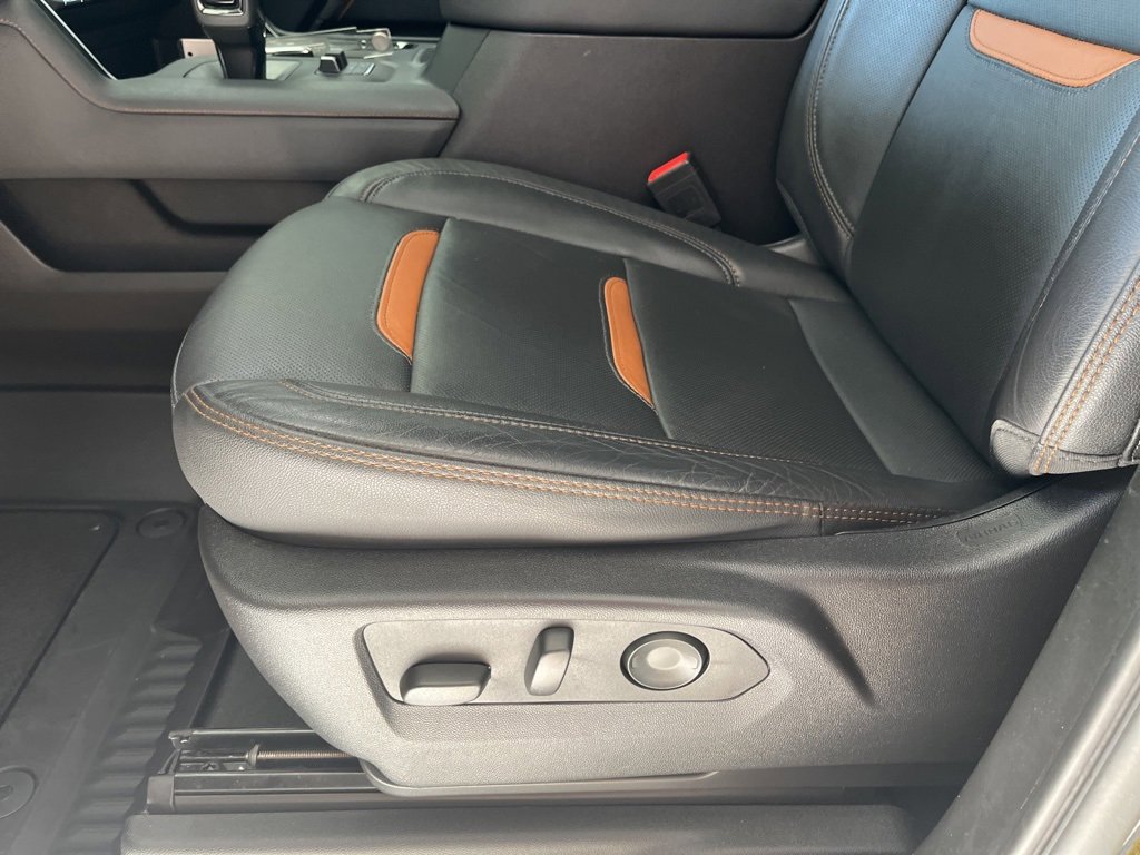 Used 2024 GMC Sierra 1500 AT4 w/ Technology Package image 14