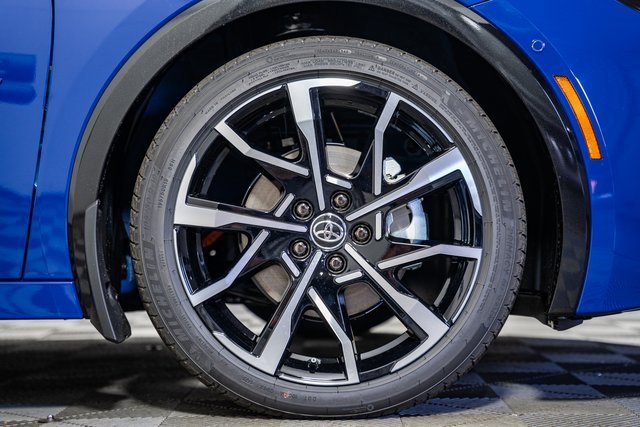 New 2026 Toyota Prius Plug-In Hybrid w/ Limited Premium Package image 18