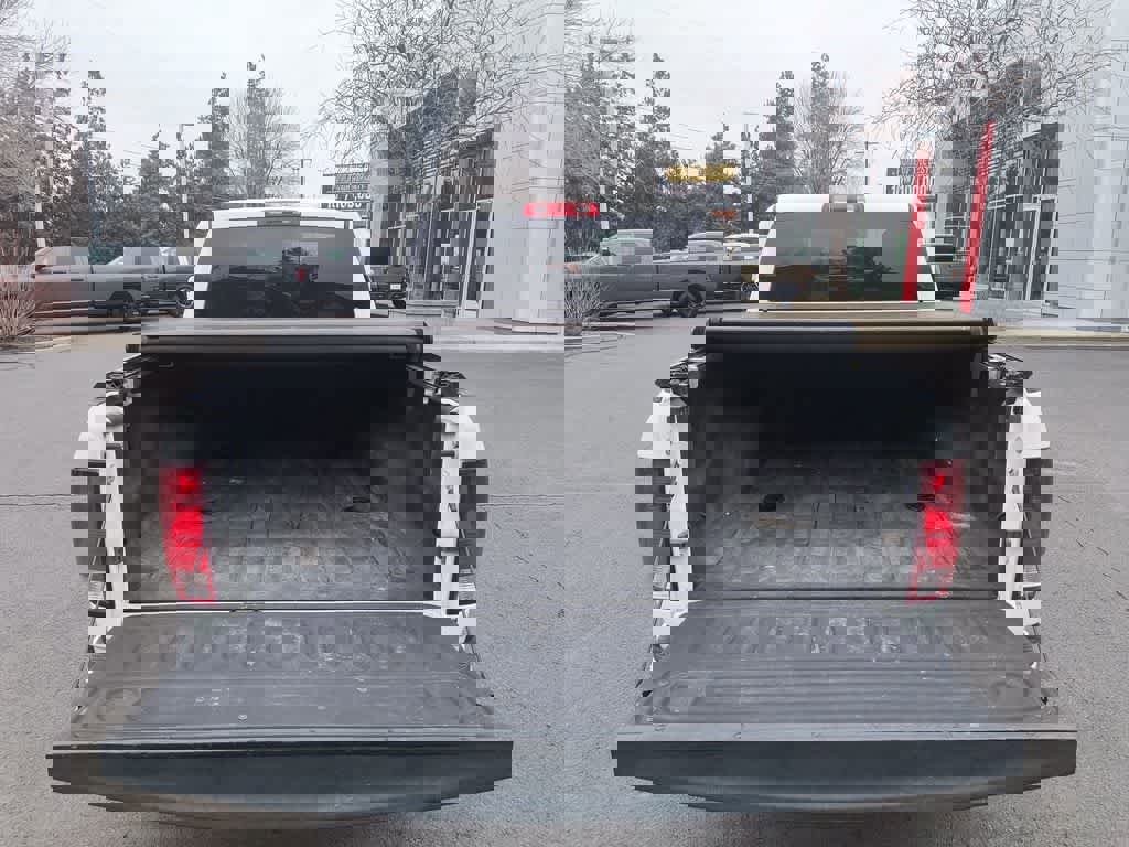 Used 2017 RAM 2500 Tradesman w/ Chrome Appearance Group image 22