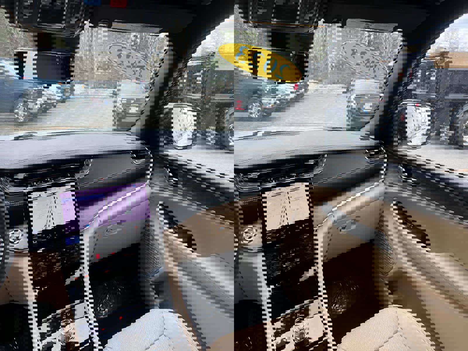 Used 2023 Jeep Grand Cherokee L Limited w/ Luxury Tech Group II image 36