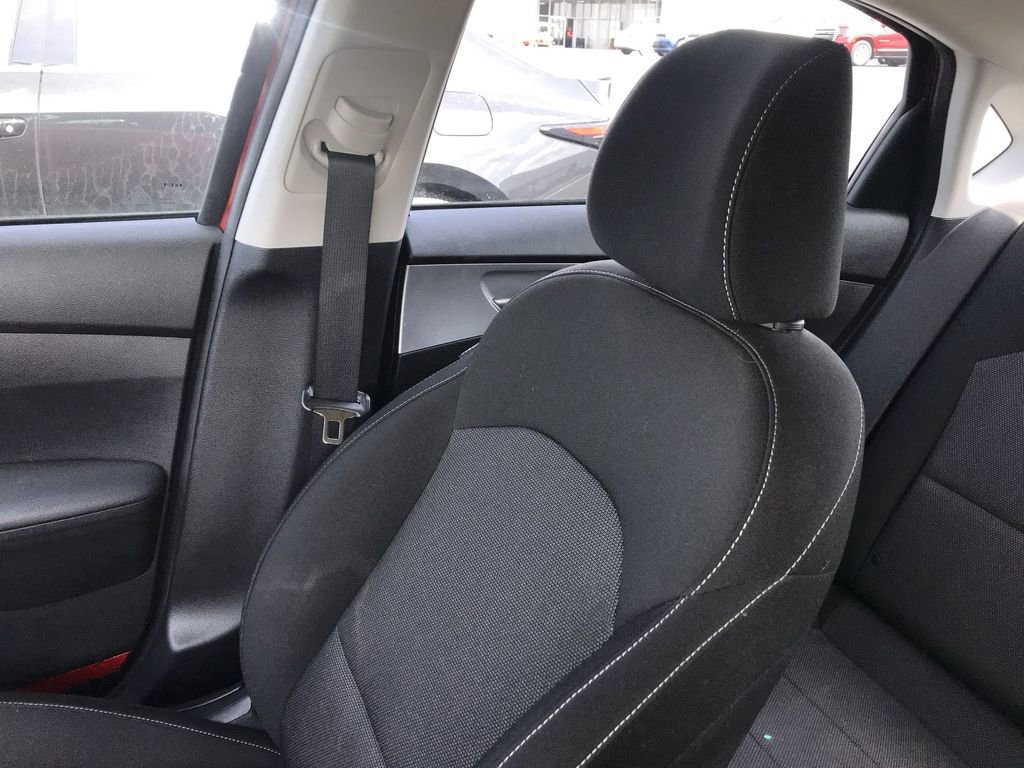 Used 2022 Kia Forte LXS image 22