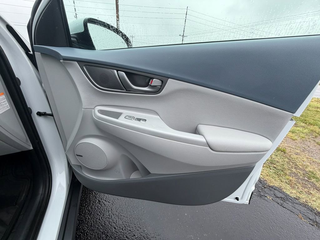 Used 2021 Hyundai Kona Ultimate FWD image 18