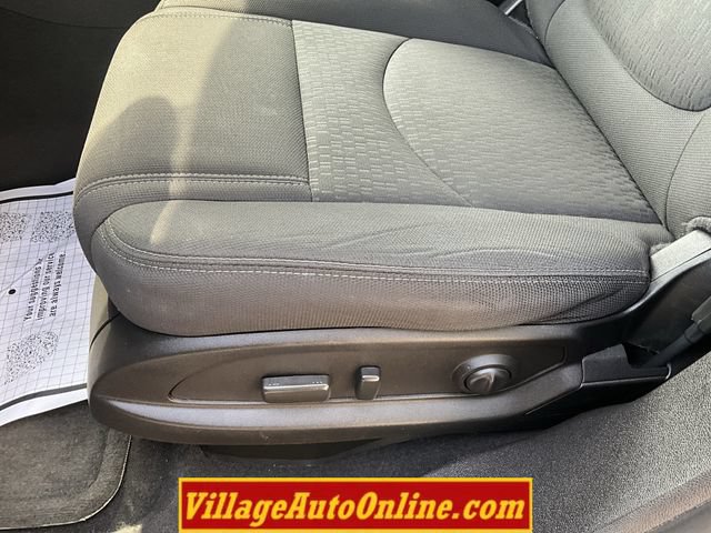 Used 2013 GMC Acadia SLE AWD/4WD image 26