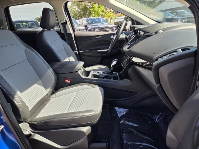 Certified 2019 Ford Escape SE FWD image 19