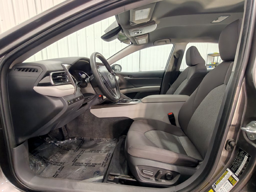Used 2024 Toyota Camry LE FWD image 21