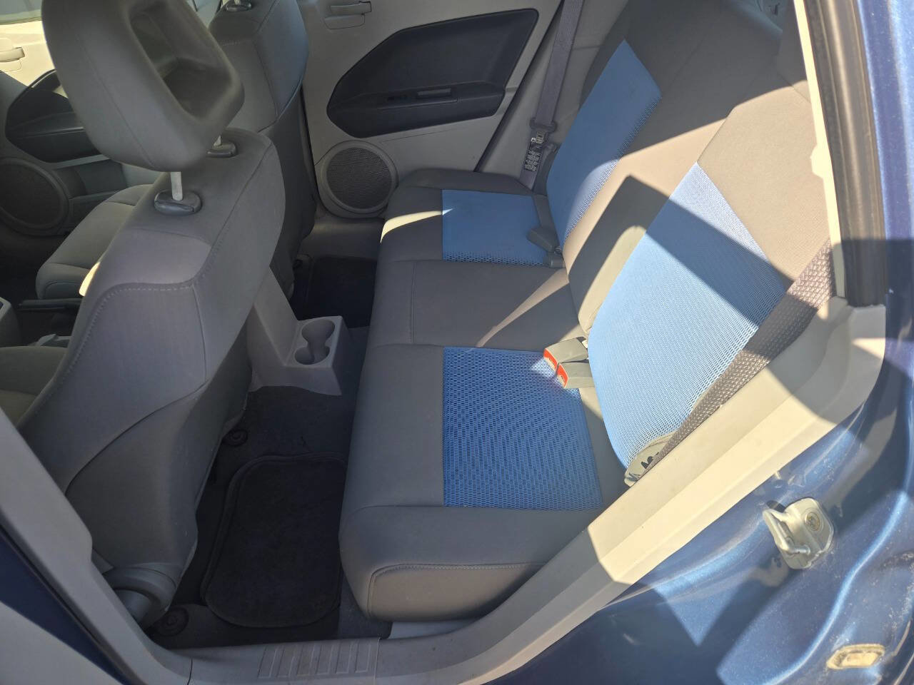 Used 2007 Dodge Caliber SXT FWD image 16