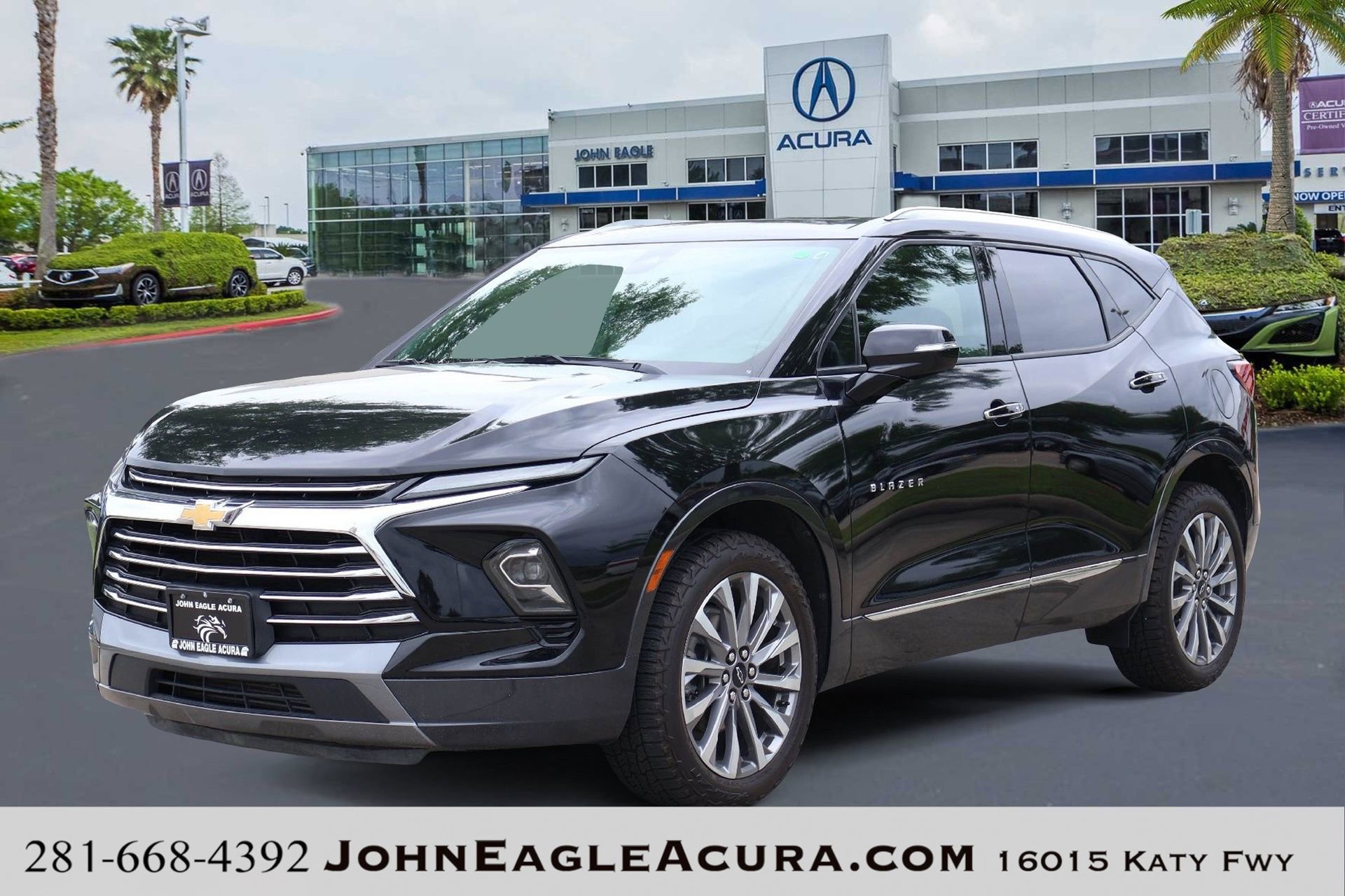 Used 2023 Chevrolet Blazer Premier FWD image 1