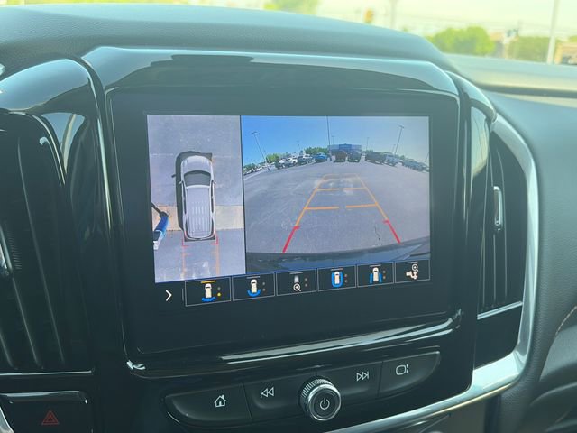 Used 2020 Chevrolet Traverse LT w/ LT Premium Package AWD/4WD image 21