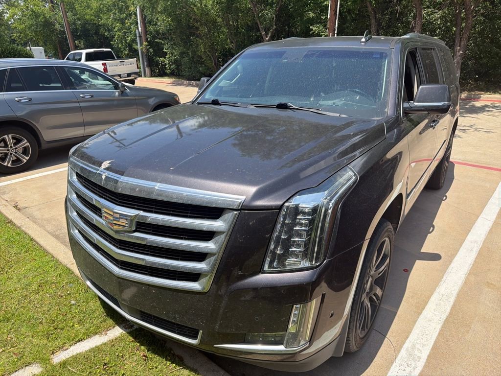 Used 2017 Cadillac Escalade ESV Premium Luxury RWD image 10