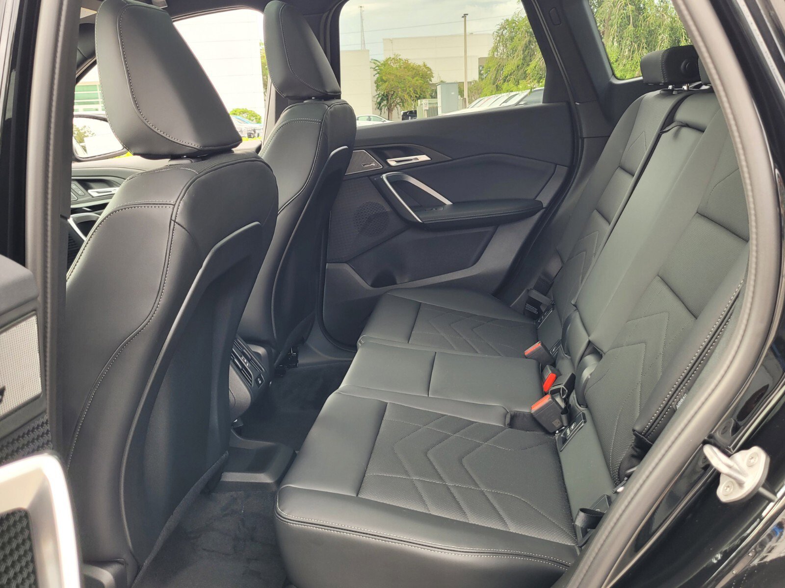 Used 2026 BMW X1 xDrive28i w/ Convenience Package image 11