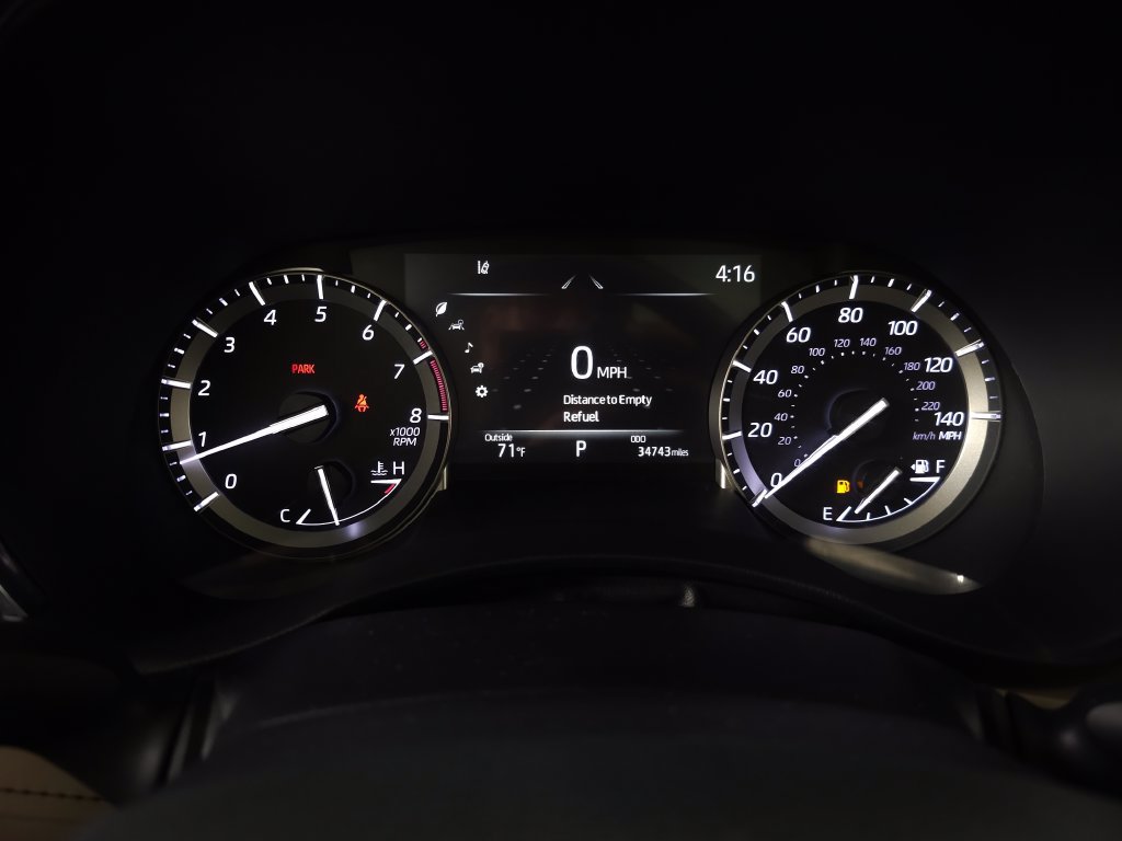 Used 2022 Toyota Highlander Platinum FWD image 23