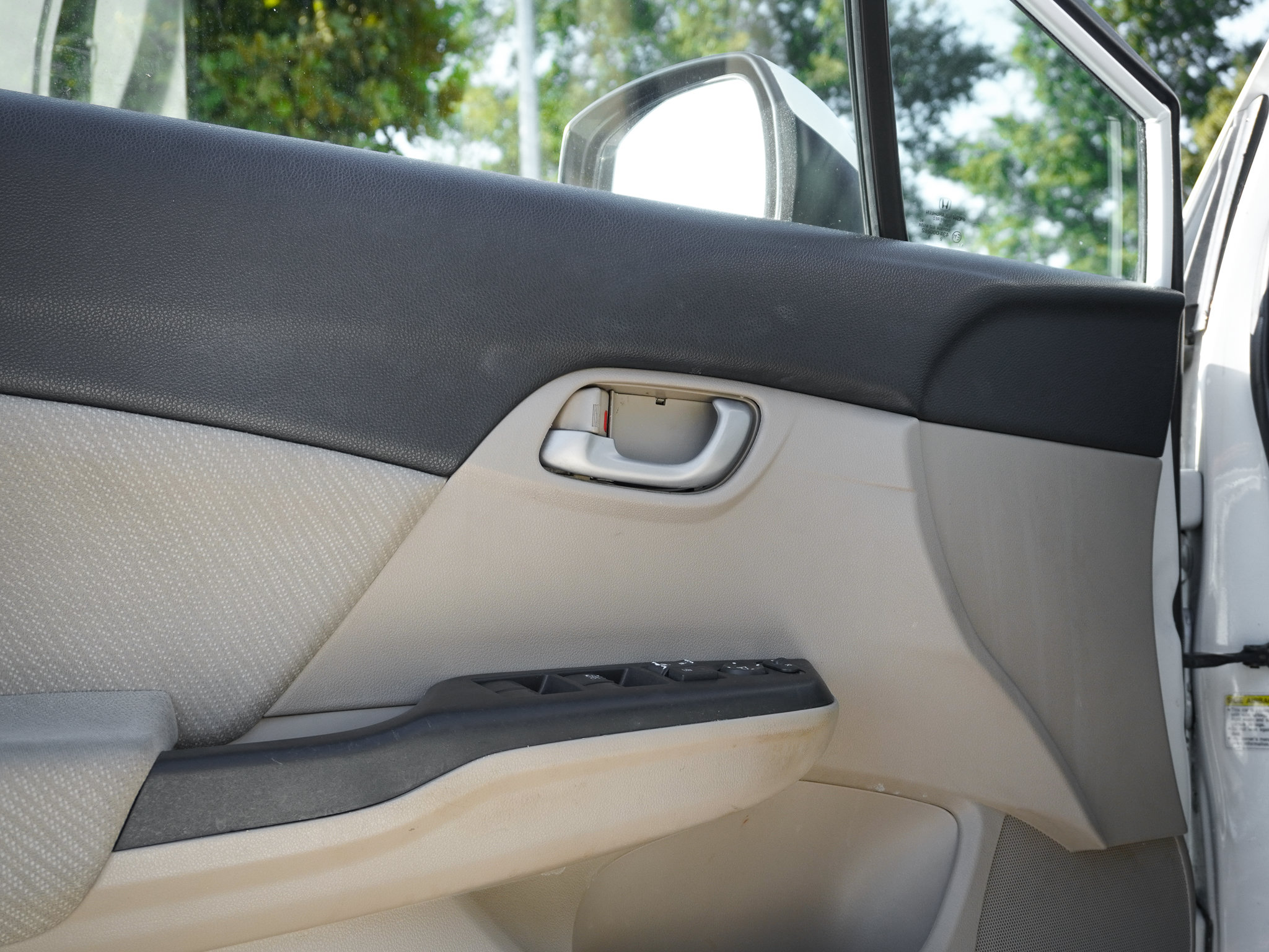 Used 2013 Honda Civic LX image 14