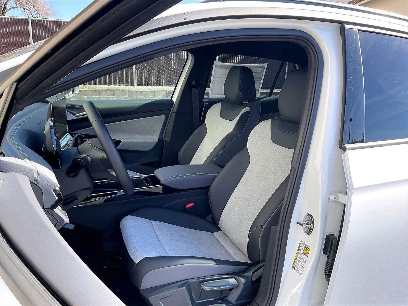 New 2026 Volkswagen ID.4 Pro RWD image 8