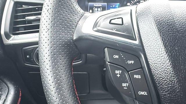 Certified 2023 Ford Edge ST-Line image 17