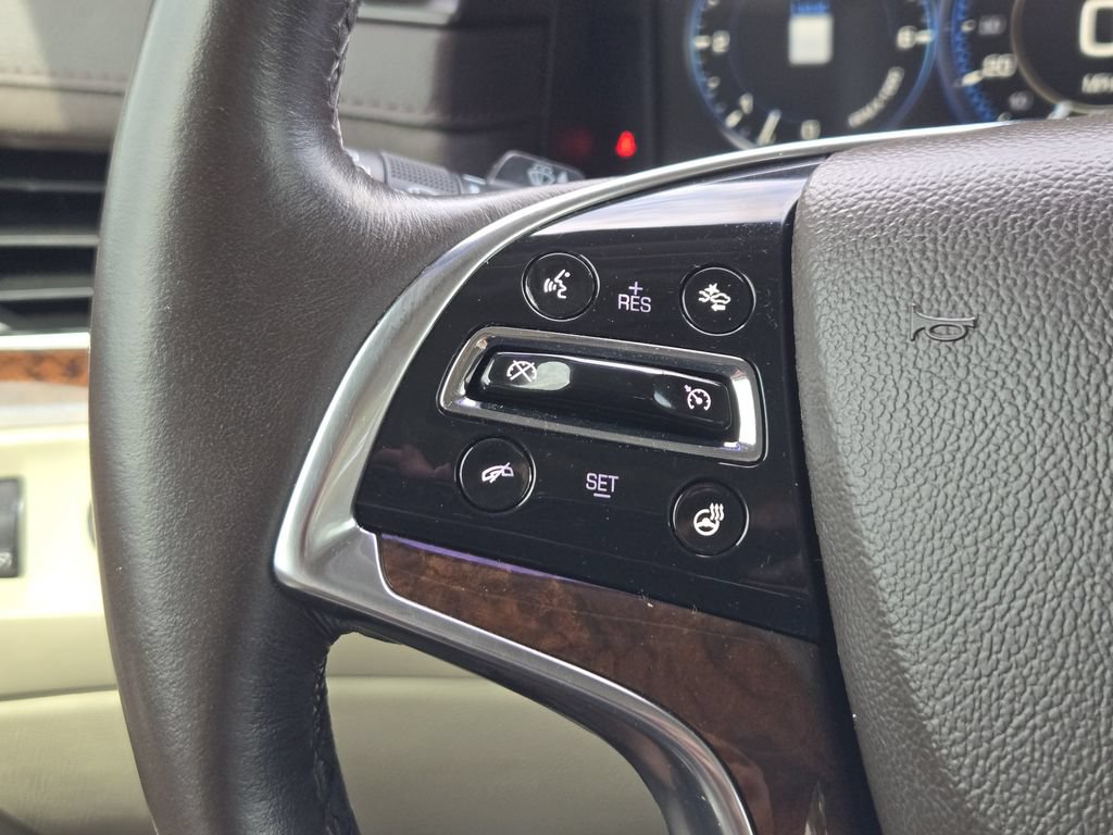 Used 2015 Cadillac Escalade Luxury AWD/4WD image 28