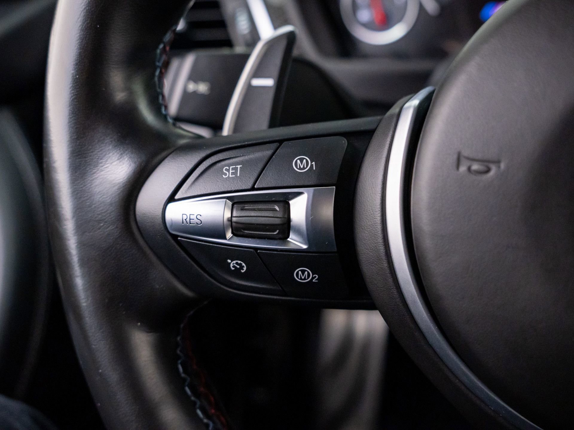 Used 2018 BMW M3 RWD image 26