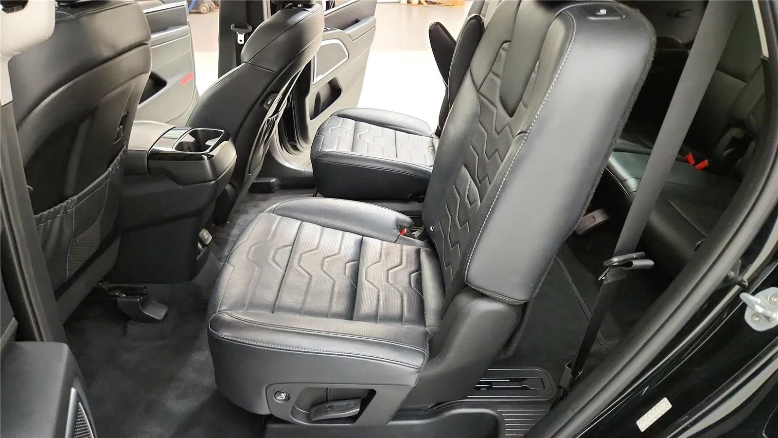 Used 2020 Kia Telluride SX w/ SX Prestige Package AWD/4WD image 35