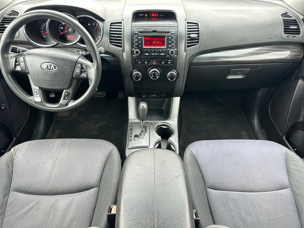Used 2012 Kia Sorento LX image 4
