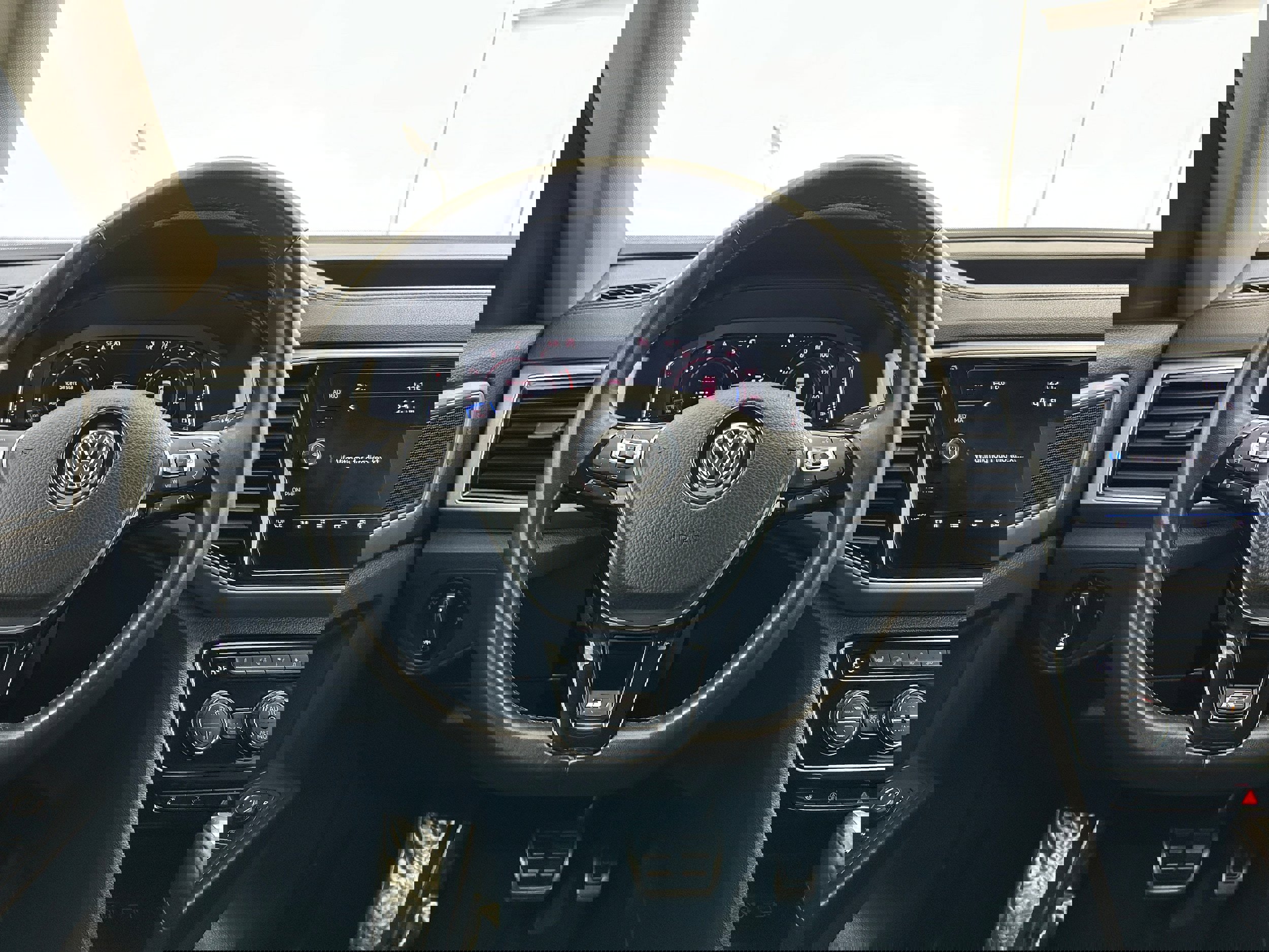 Used 2019 Volkswagen Atlas SEL R-Line image 12