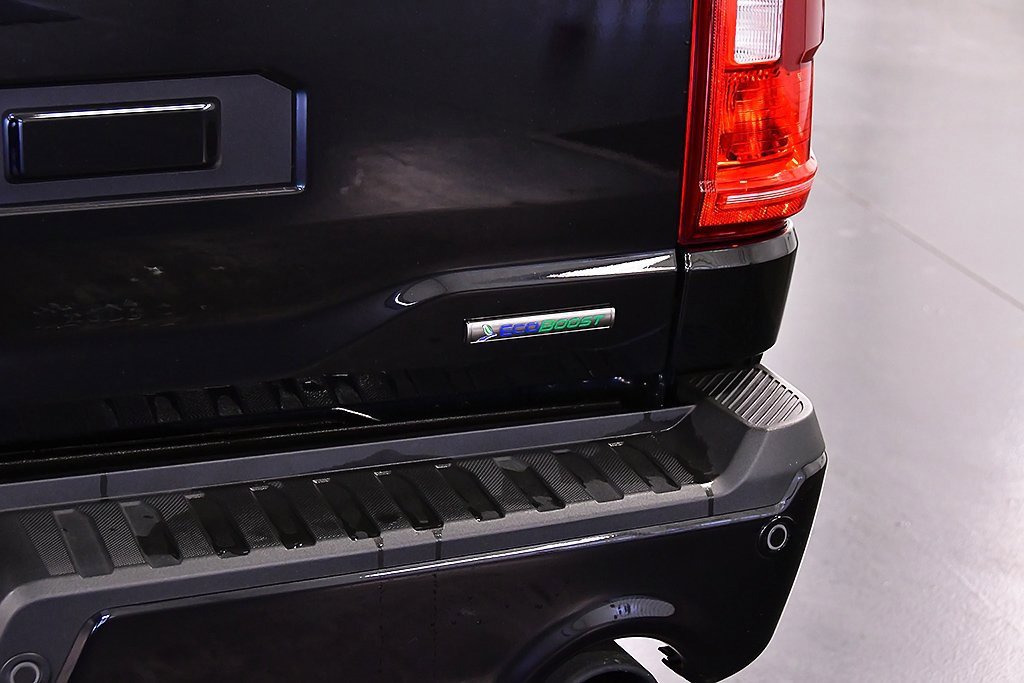 Used 2023 Ford F150 XLT w/ XLT Black Appearance Package image 13