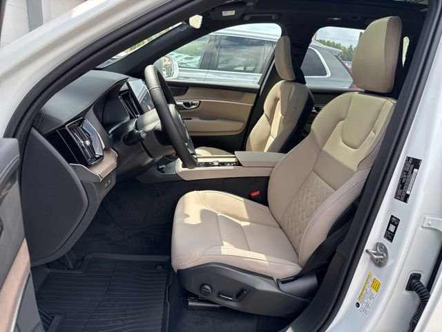 New 2026 Volvo XC90 T8 Plus w/ Protection Package Premier image 11