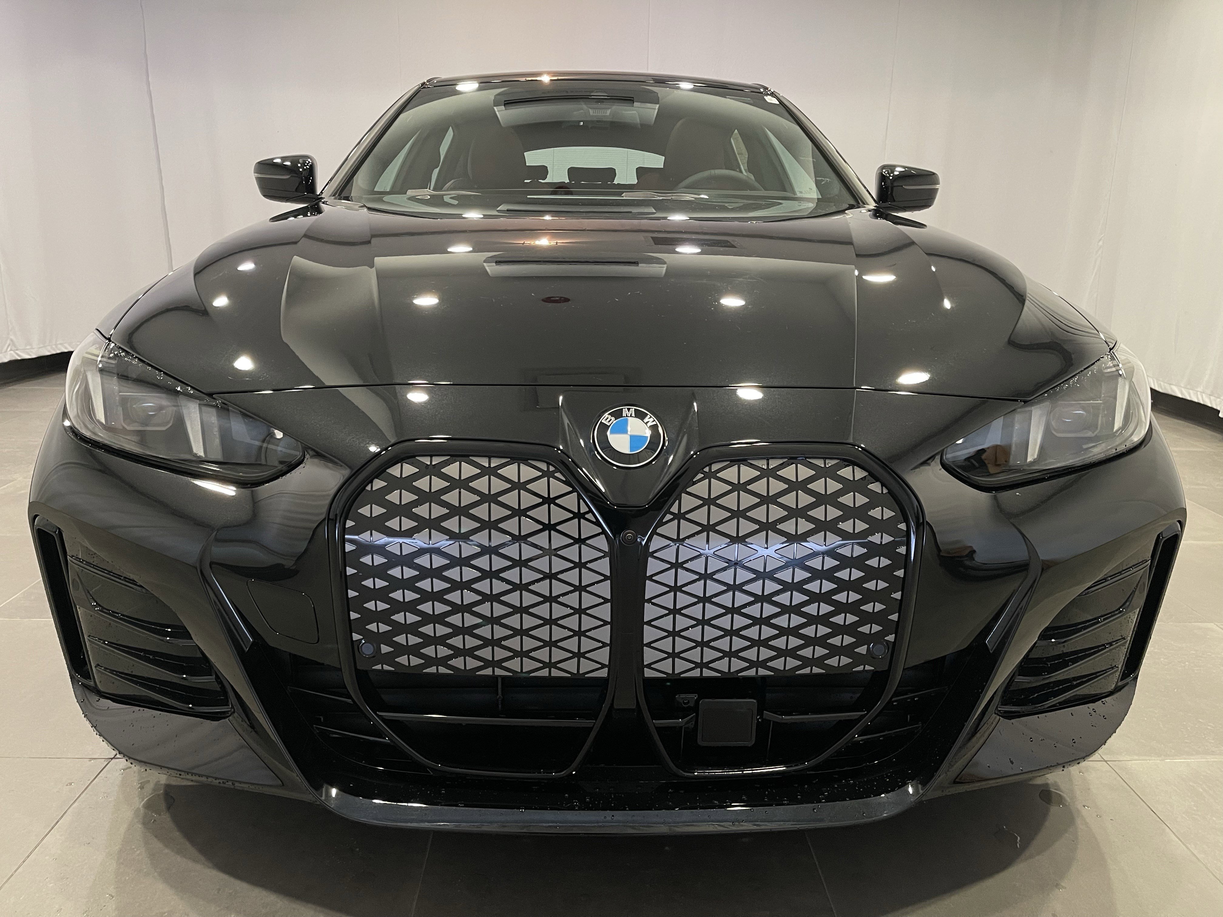 New 2026 BMW i4 xDrive40i w/ M Sport Package AWD/4WD image 2