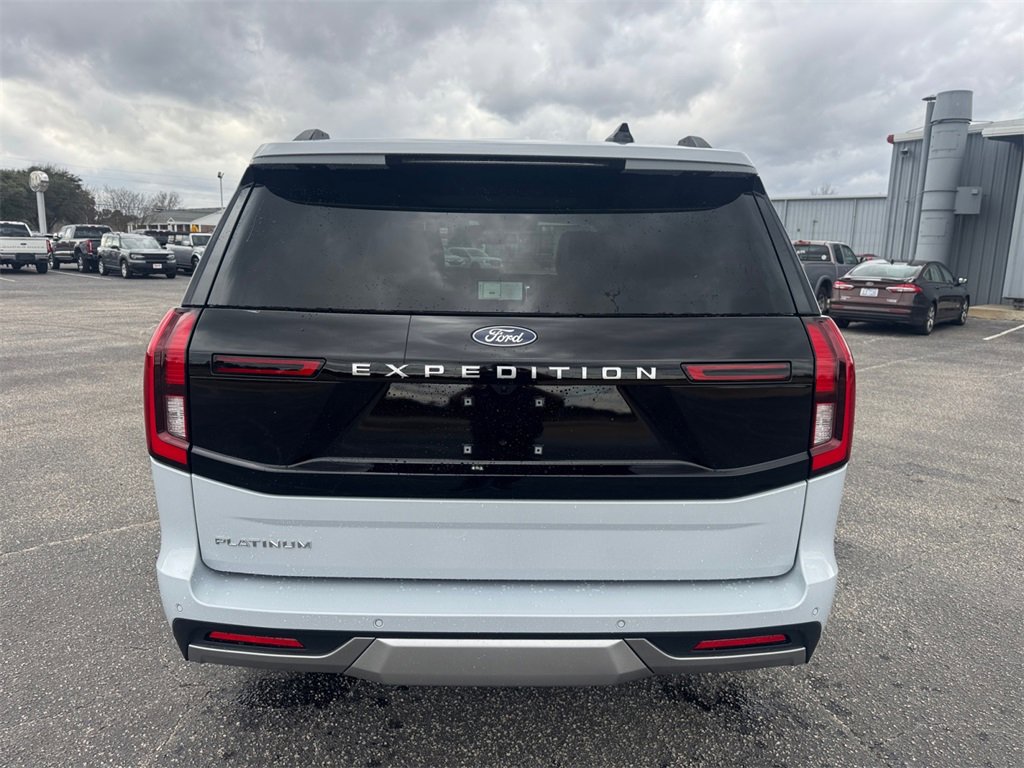 New 2026 Ford Expedition Platinum w/ Driver's Package image 20